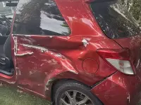 Usata Toyota Yaris 99 CV (72 kW) 2011 Rosso Utilitaria