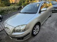 Usata Toyota Avensis 126 CV (92 kW) 2008 Argento Station wagon
