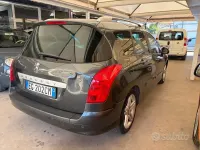 Usata Peugeot 308 Sportium 112 CV (82 kW) 2011 Grigio Station wagon