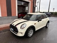 Usata Mini ONE 75 CV (55 kW) 2017 Bianco Utilitaria