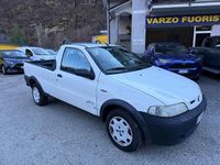 Usata Fiat Strada Trekking 80 CV (58 kW) 2004 Bianco