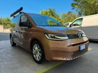 Usata VW Caddy Maxi California 122 CV (89 kW) 2022 Marrone Monovolume