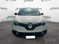 Usata Renault Captur Life 90 CV (66 kW) 2017 Panna SUV