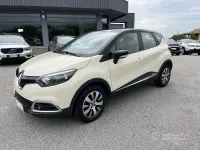 Usata Renault Captur 90 CV (66 kW) 2016 Bianco SUV