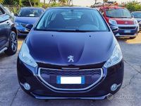 Usata Peugeot 208 Active 68 CV (50 kW) 2015 Nero Utilitaria