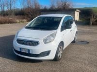 Usata Kia Venga 90 CV (66 kW) 2011 Bianco Utilitaria