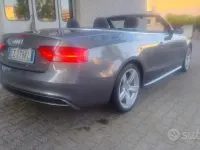 Usata Audi A5 Cabriolet S-Line 190 CV (139 kW) 2015 Grigio Cabrio