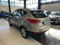 Używany Hyundai ix35 Comfort 135 KM (99 kW) 2011 Beżowy SUV