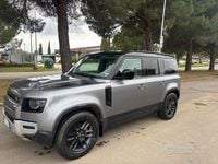 Usata Land Rover Defender SE 200 CV (147 kW) 2022 Grigio SUV