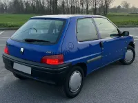 Usata Peugeot 106 50 CV (36 kW) 1997 Blu/azzurro Utilitaria