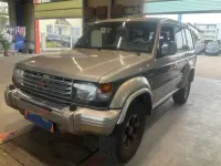 Usata Mitsubishi Pajero Edition 176 CV (129 kW) 2026 Argento SUV
