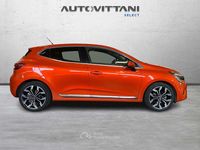 Usata Renault Clio V Bose Edition 131 CV (96 kW) 2020 Arancione Berlina