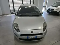 Usata Fiat Punto Young 77 CV (56 kW) 2016 Grigio Utilitaria