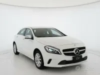 Usata Mercedes A180 109 CV (80 kW) 2017 Bianco Utilitaria
