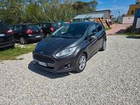 Usata Ford Fiesta Titanium 75 CV (55 kW) 2016 Grigio Berlina