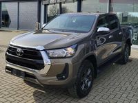Nuova Toyota HiLux Lounge 204 CV (150 kW) 2026 Oxide bronze Pick-up