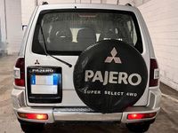Usata Mitsubishi Pajero 115 CV (84 kW) 2002 Grigio SUV