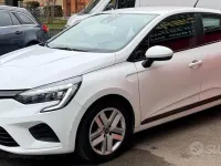 Usata Renault Clio V Techno 91 CV (66 kW) 2022 Bianco Berlina
