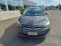 Usata Opel Astra 110 CV (80 kW) 2013 Grigio Station wagon