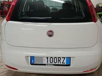 Usata Fiat Punto 95 CV (69 kW) 2018 Bianco Berlina