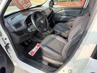 Usata Fiat Doblò Active 105 CV (77 kW) 2011 Bianco Monovolume