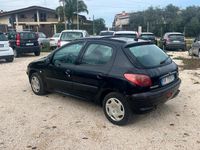 Usata Peugeot 206 75 CV (55 kW) 2001 Nero Berlina