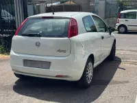 Usata Fiat Grande Punto S 75 CV (55 kW) 2011 Bianco Utilitaria