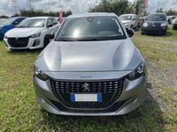 Usata Peugeot 208 Allure 101 CV (74 kW) 2024 Grigio Utilitaria