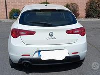 Usata Alfa Romeo Giulietta 105 CV (77 kW) 2011 Bianco Berlina