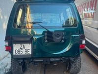 Usata Mitsubishi Pajero Top 100 CV (73 kW) 1996 Verde SUV