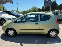 Usata Mitsubishi Colt Invite 75 CV (55 kW) 2005 Verde Utilitaria