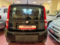 Usata Fiat Panda 4x4 Climbing 74 CV (54 kW) 2011 Nero Utilitaria