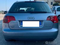 Usata Audi A4 140 CV (102 kW) 2005 Grigio Station wagon