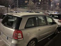 Usata Opel Zafira Cosmo 140 CV (102 kW) 2009 Monovolume