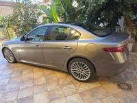 Usata Alfa Romeo Giulia Super 179 CV (131 kW) 2017 Marrone Berlina