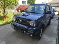 Usata Suzuki Jimny 86 CV (63 kW) 2011 SUV