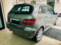 Usata Mercedes B180 109 CV (80 kW) 2008 Grigio Monovolume