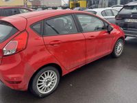 Usata Ford Fiesta Titanium 80 CV (58 kW) 2016 Rosso Utilitaria