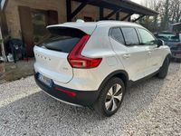 usata Volvo XC40 2.0 150 CV