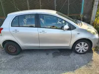 Usata Toyota Yaris 69 CV (50 kW) 2009 Grigio Utilitaria