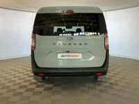 Usata Ford Tourneo Courier Titanium 125 CV (91 kW) 2024 Grigio Monovolume