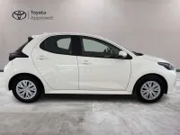 Usata Toyota Yaris Hybrid 92 CV (67 kW) 2025 Bianco Berlina