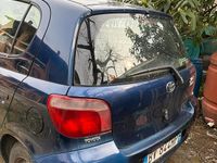 Usata Toyota Yaris 68 CV (50 kW) 2001 Blu Utilitaria