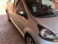 Usata Toyota Aygo 67 CV (49 kW) 2008 Grigio Utilitaria