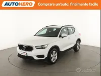 Usata Volvo XC40 Momentum 129 CV (94 kW) 2021 Bianco SUV