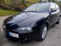 Usata Alfa Romeo 147 Distinctive 120 CV (88 kW) 2005 Nero Utilitaria