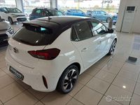 Usata Opel Corsa GS Line 11 kW (15 CV) 2022 Bianco Utilitaria