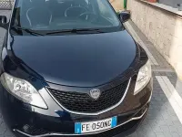 Usata Lancia Ypsilon 95 CV (69 kW) 2016 Blu Utilitaria