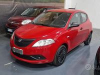 Usata Lancia Ypsilon 69 CV (50 kW) 2019 Rosso Utilitaria