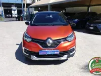 Usata Renault Captur Intens 90 CV (66 kW) 2018 Rosso SUV